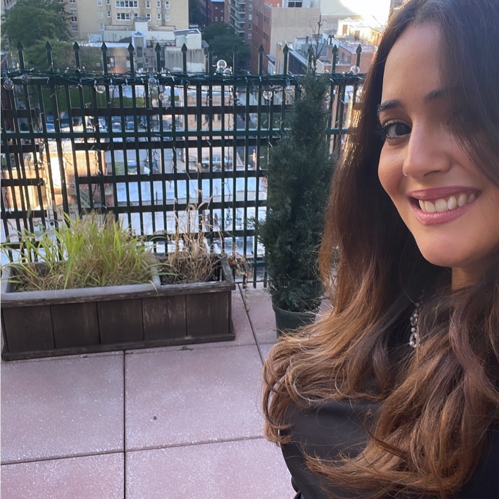 Meet your Posher, Nora